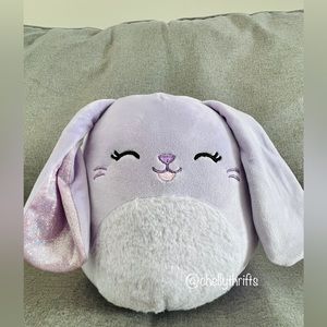Squishmallow Bubbles the Bunny
